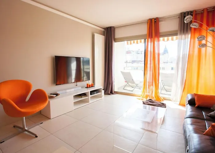 Daire Modern Two Bedroom With Two Bathrooms, Just Behind The Carlton Cannes