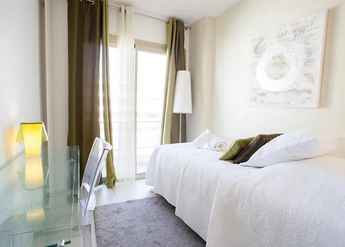 Modern Two Bedroom With Two Bathrooms, Just Behind The Carlton Cannes